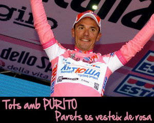 Todos con Purito. Paredes se viste de rosa